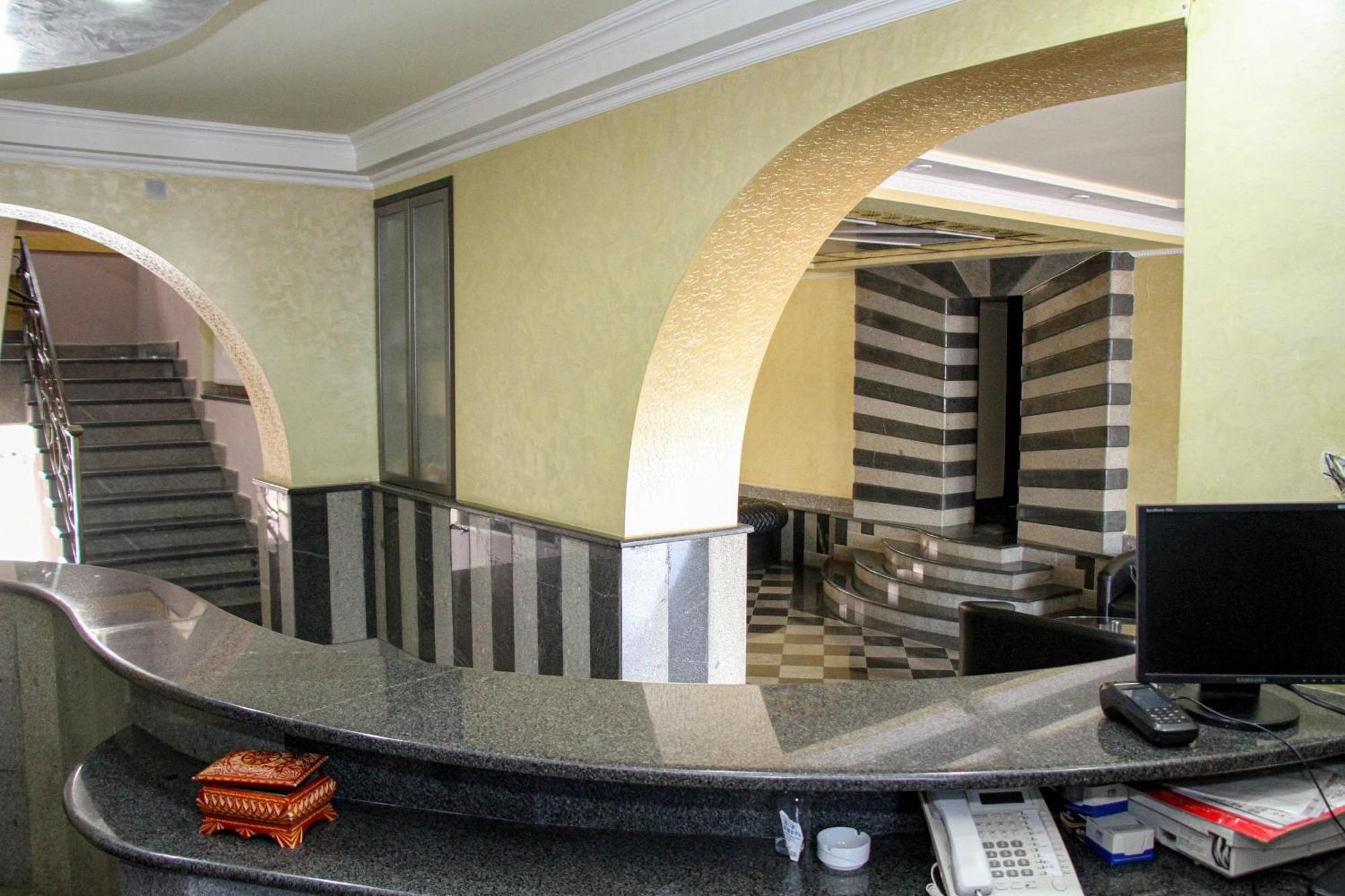 Grand Hotel Kapan, Armenia Экстерьер фото